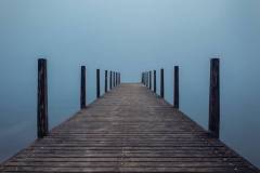 Steg im Nebel