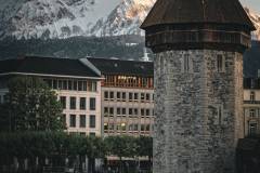 Kapellbrücke in Luzern mit Pilatus