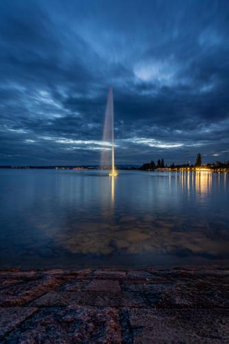 Zauberhafte Blaue Stunde am Zugersee